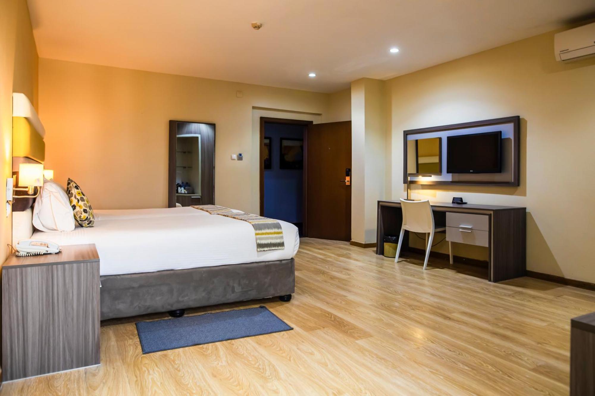 Hotel Maputo Lda Bagian luar foto